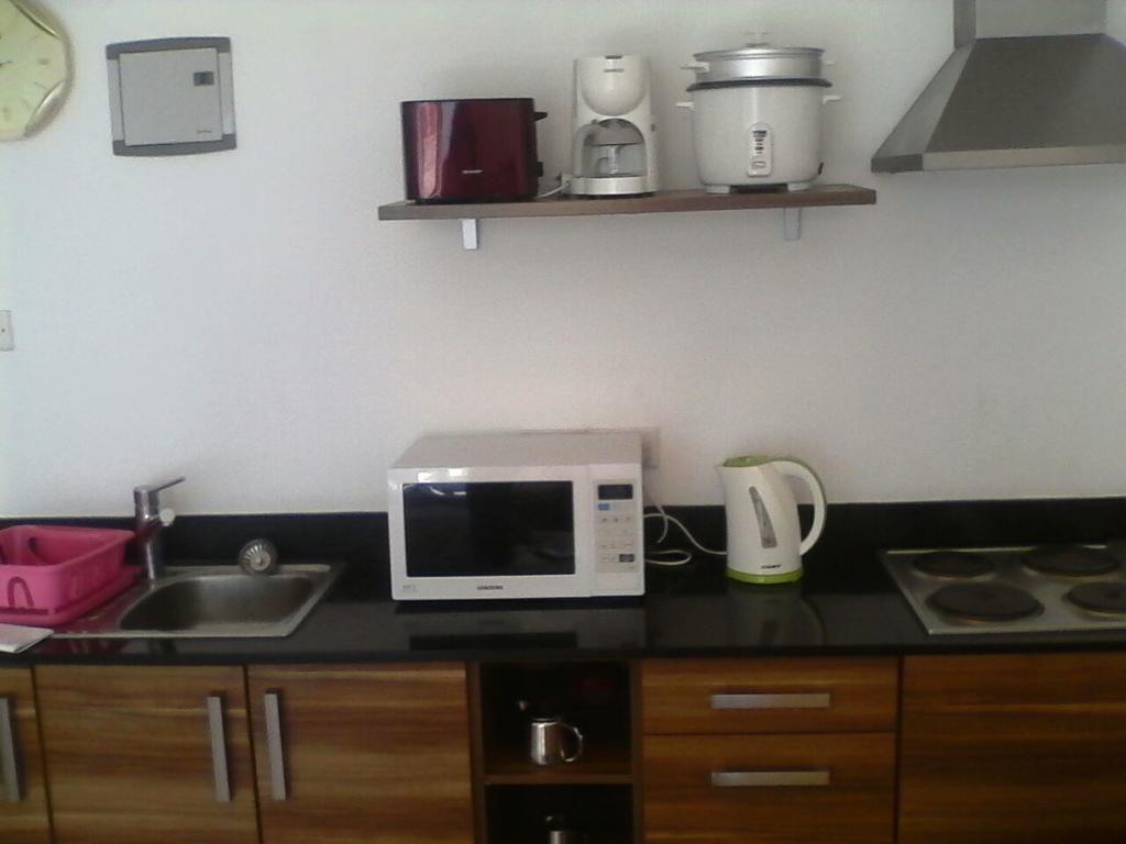 Bamburi Beach Studio Apartment B41 Екстер'єр фото