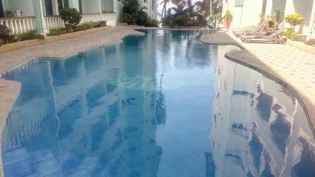 Bamburi Beach Studio Apartment B41 Екстер'єр фото