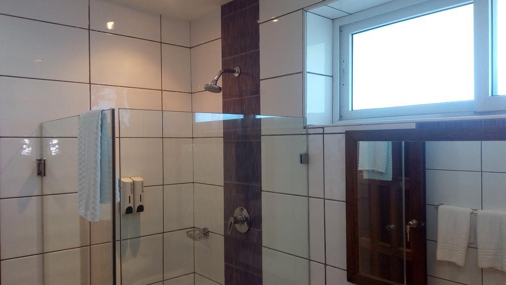 Bamburi Beach Studio Apartment B41 Екстер'єр фото