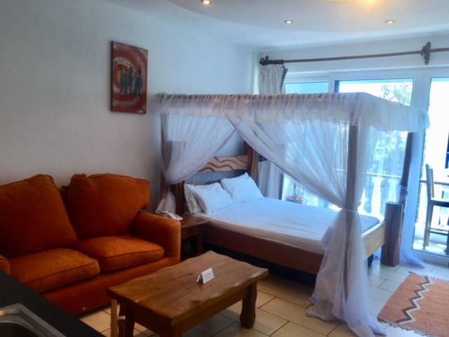 Bamburi Beach Studio Apartment B41 Екстер'єр фото